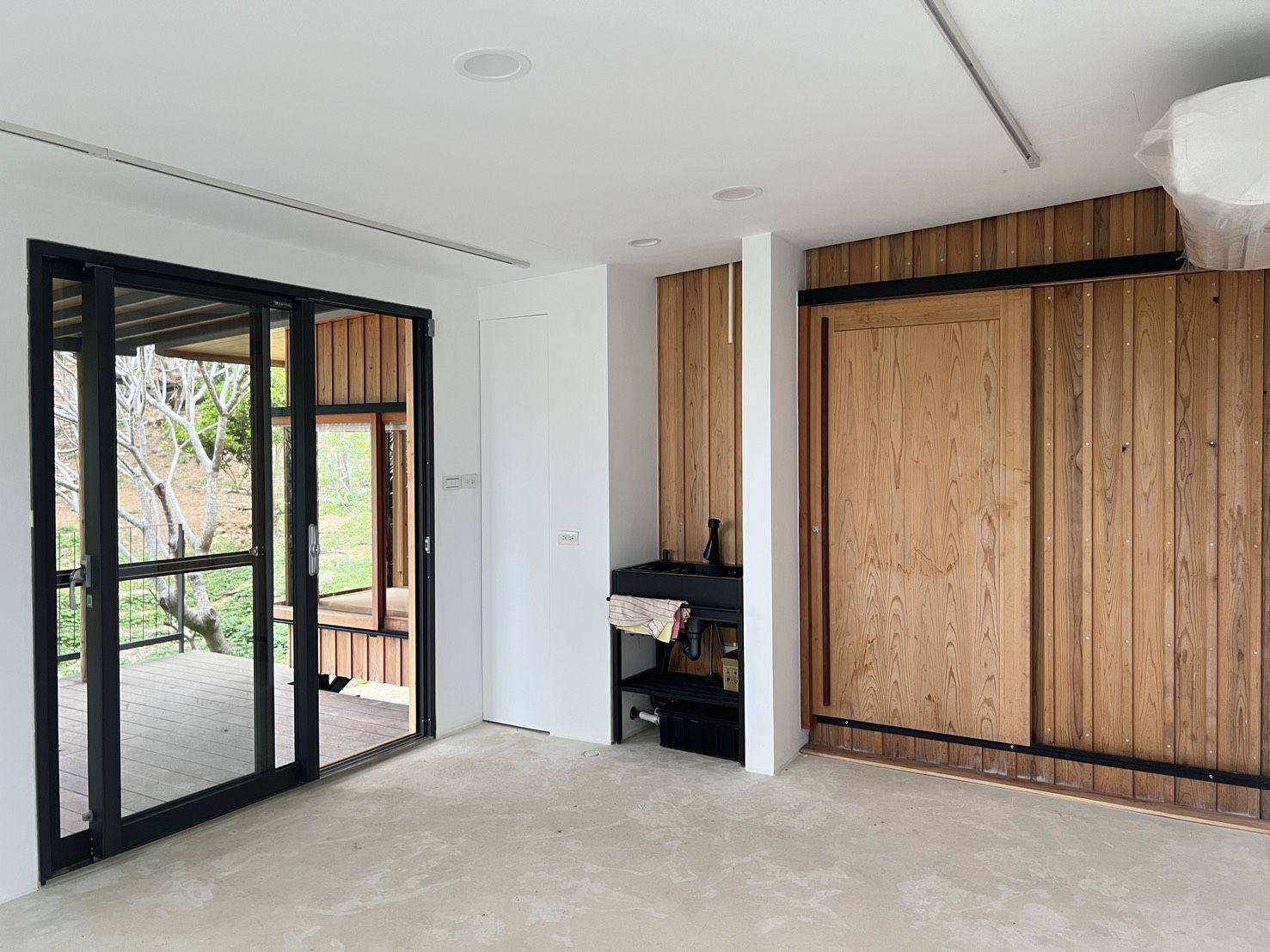 compressed-S__95617030_0