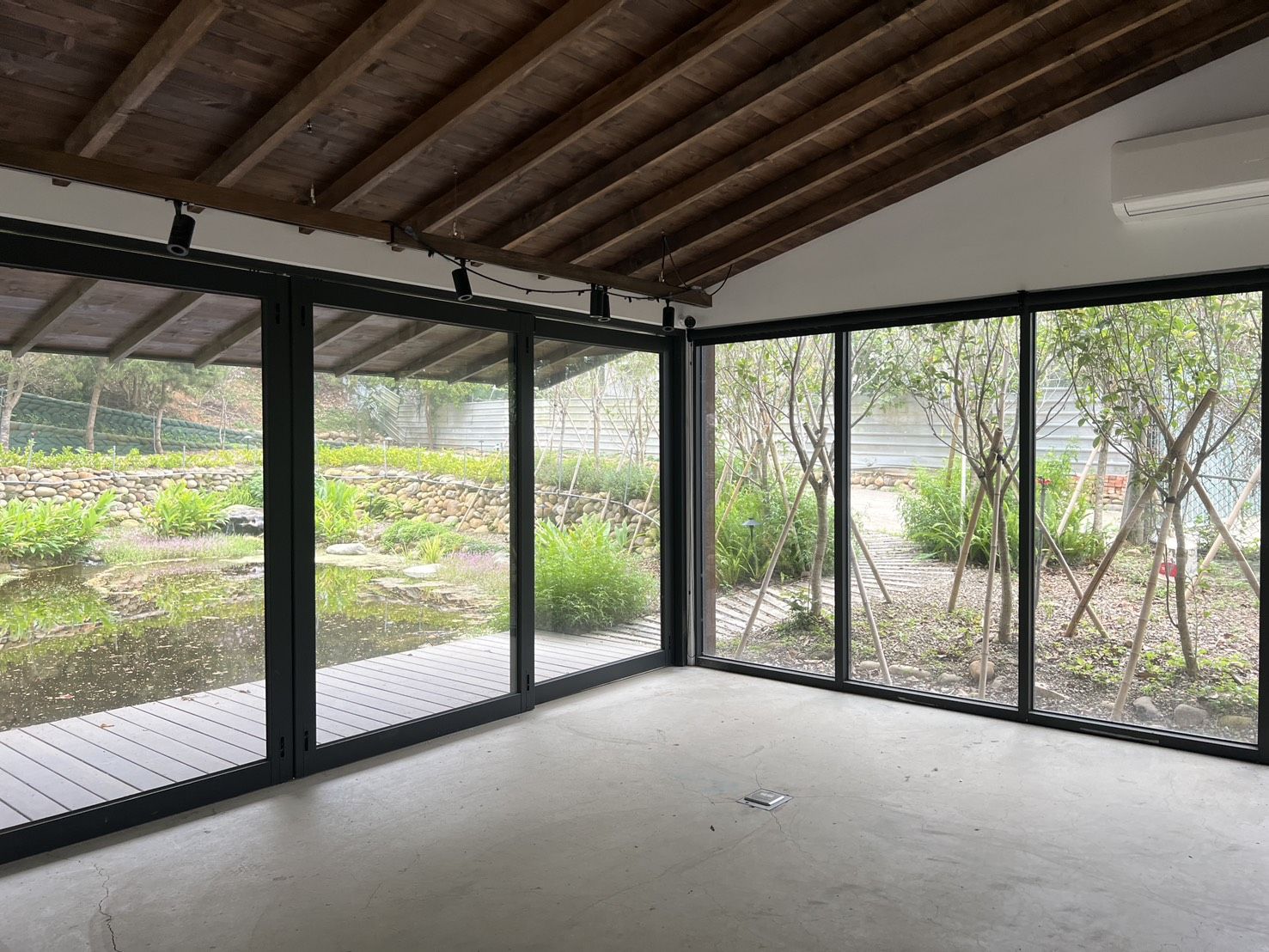 compressed-S__95617043_0